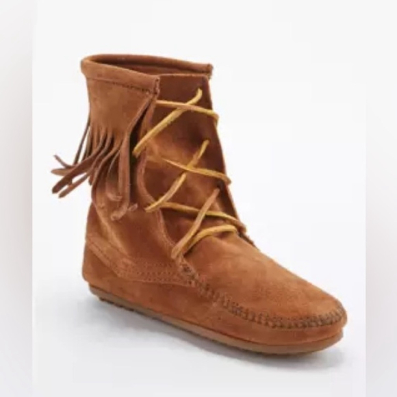 Minnetonka Women's Tramper Bootie NWOT - Picture 8 of 8